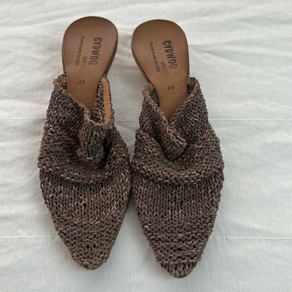 CYDWOQ shoes